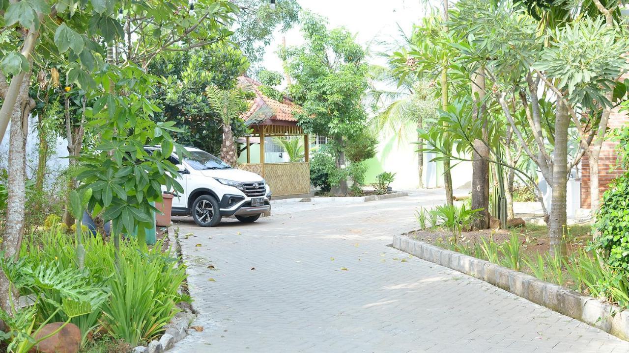 Gaia Asri Hotel Pamanukan Hilir Luaran gambar