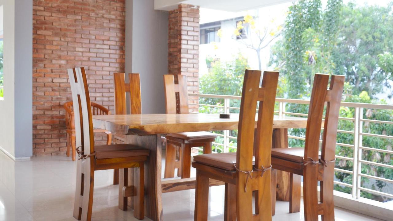 Gaia Asri Hotel Pamanukan Hilir Luaran gambar