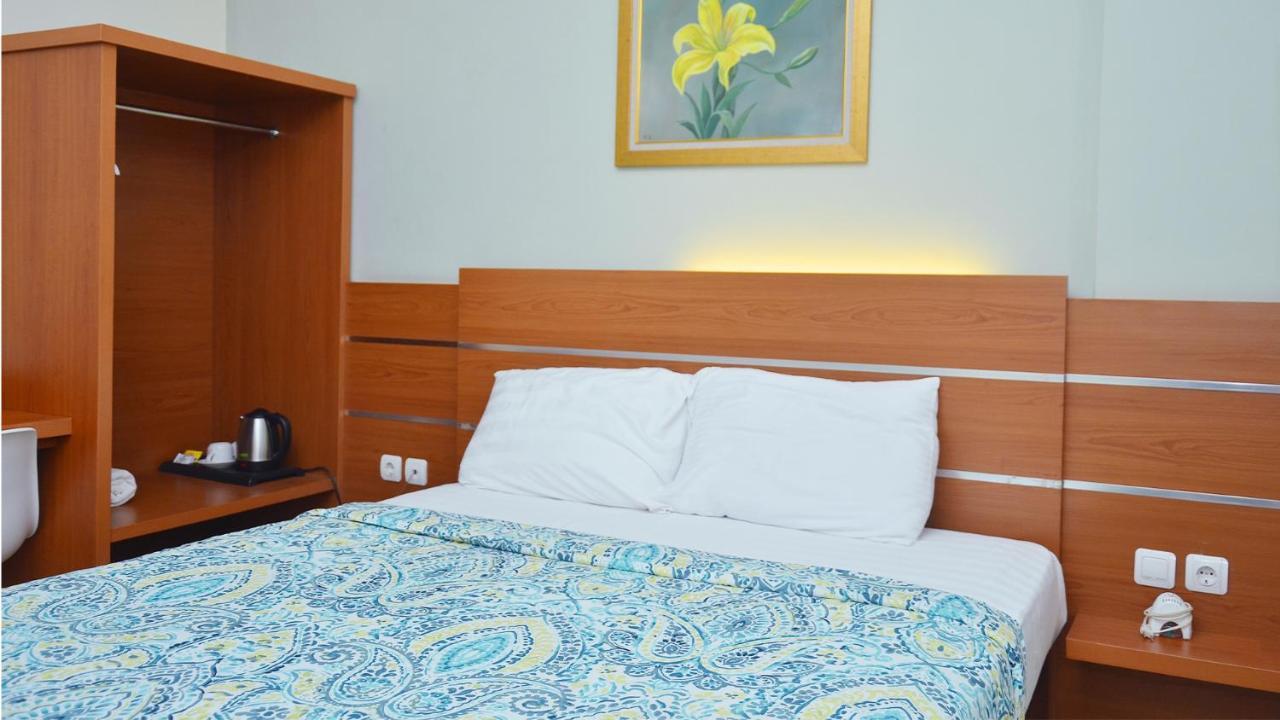 Gaia Asri Hotel Pamanukan Hilir Luaran gambar
